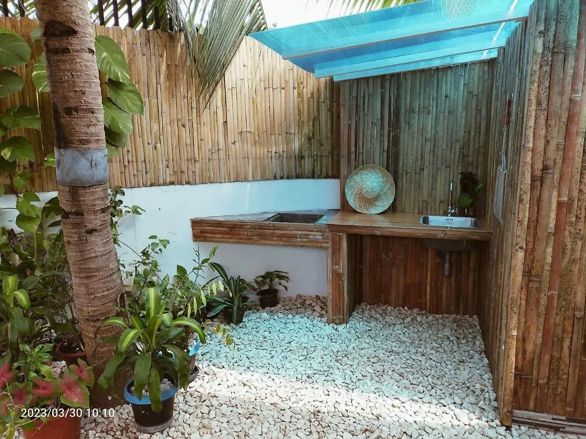 داويس Villa Helene 0*,  الفلبين